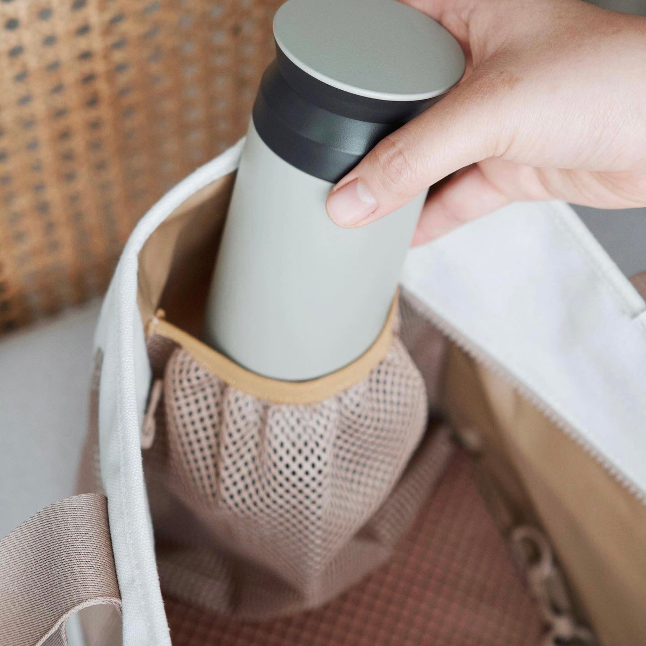 SUBWAY Petite Pet Carrycot CAMEL