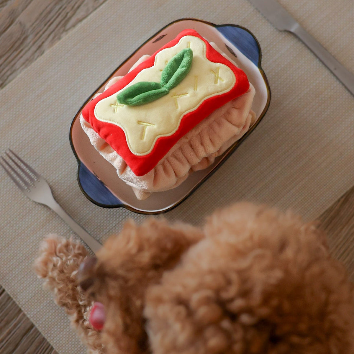 Lasagna Nosework Toy