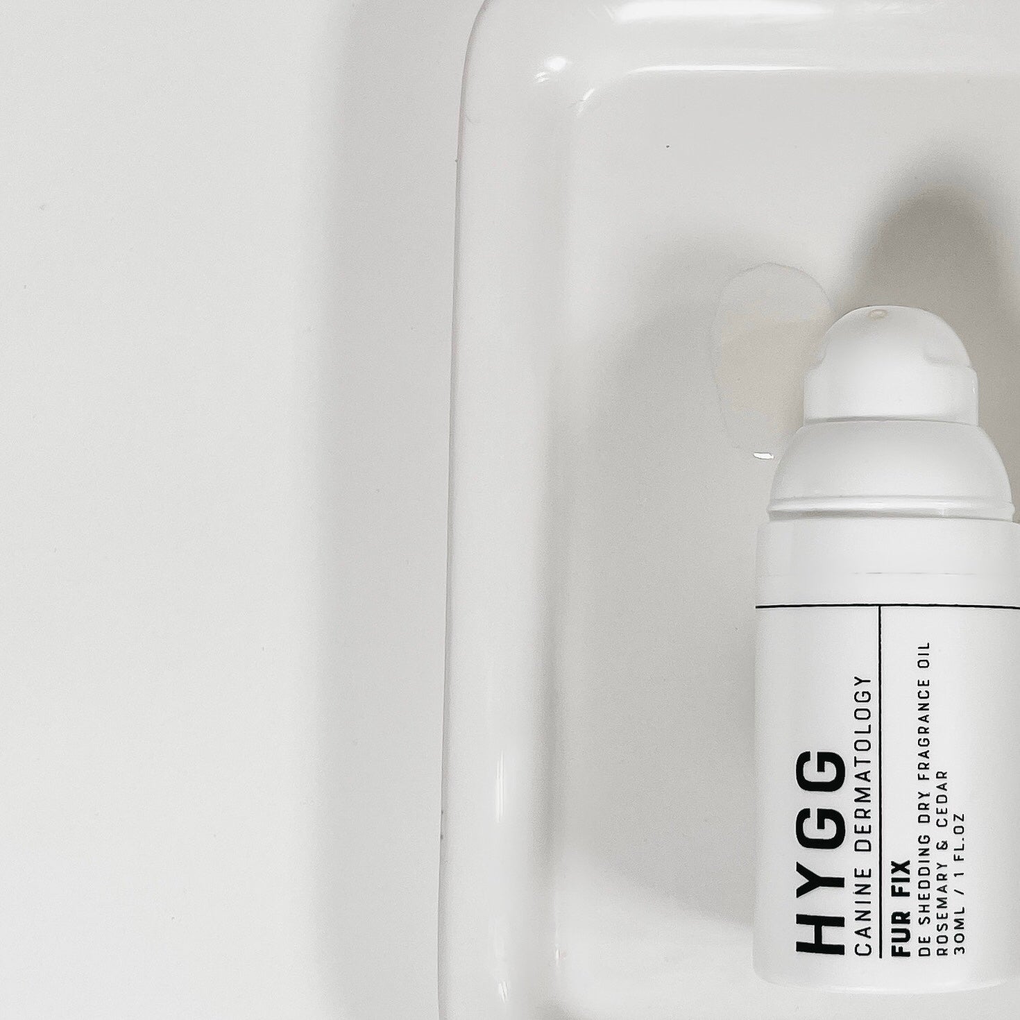 FUR FIX フレグランスオイル ローズマリー&シダー