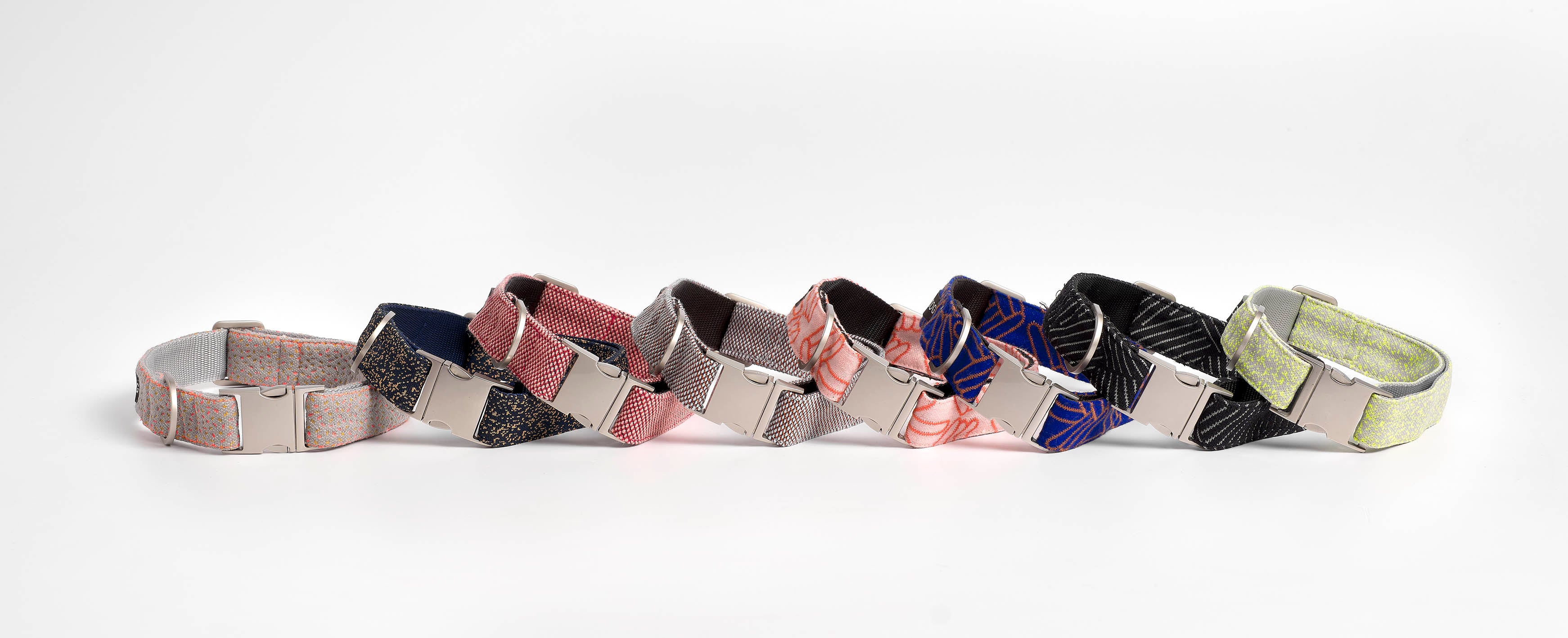 YOSHI NOIR DOG COLLAR