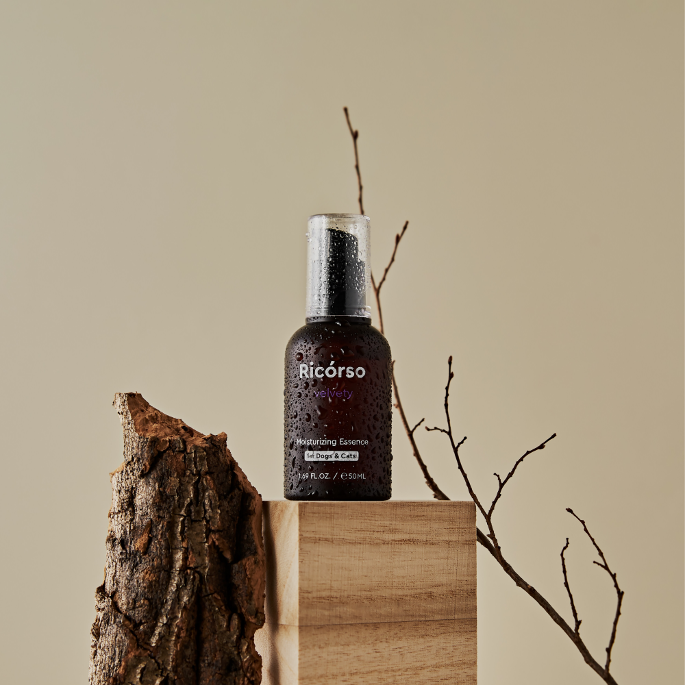 velvety モイスチャライジングエッセンス　